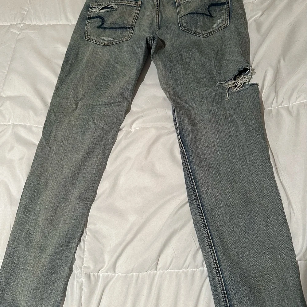 American Eagle Outfitters - Tomgirl Jeans
(Size: 4 regular) - Picture 5 of 5
